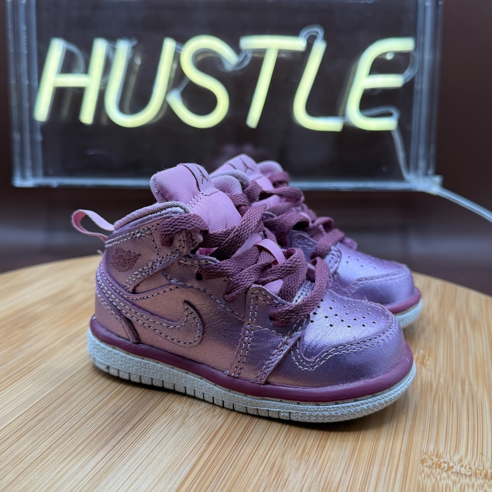 Air Jordan 1 Mid "Pink Rise" (TD) Size 4C